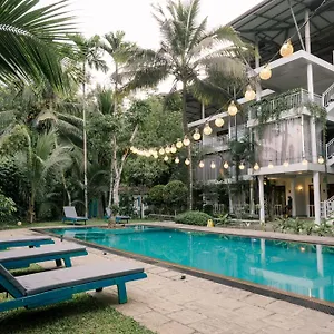 3* Отель French Garden